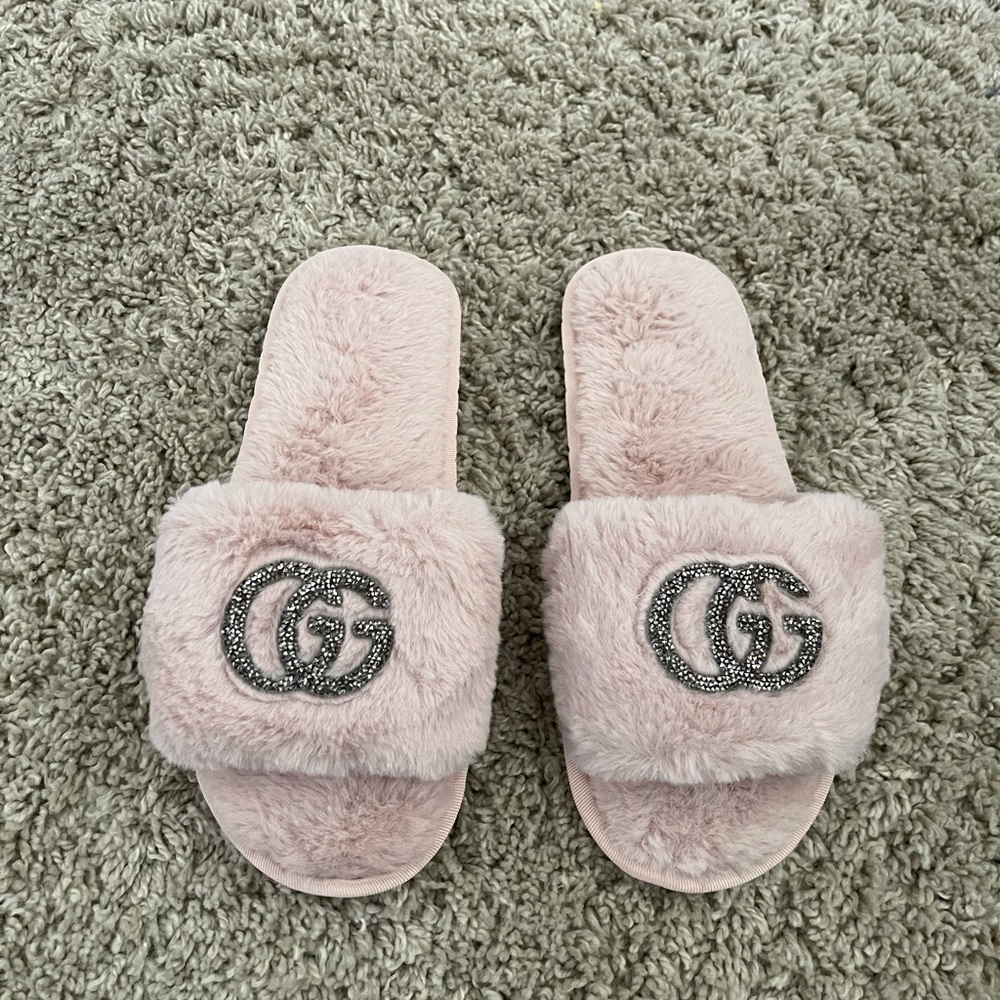 Slippers